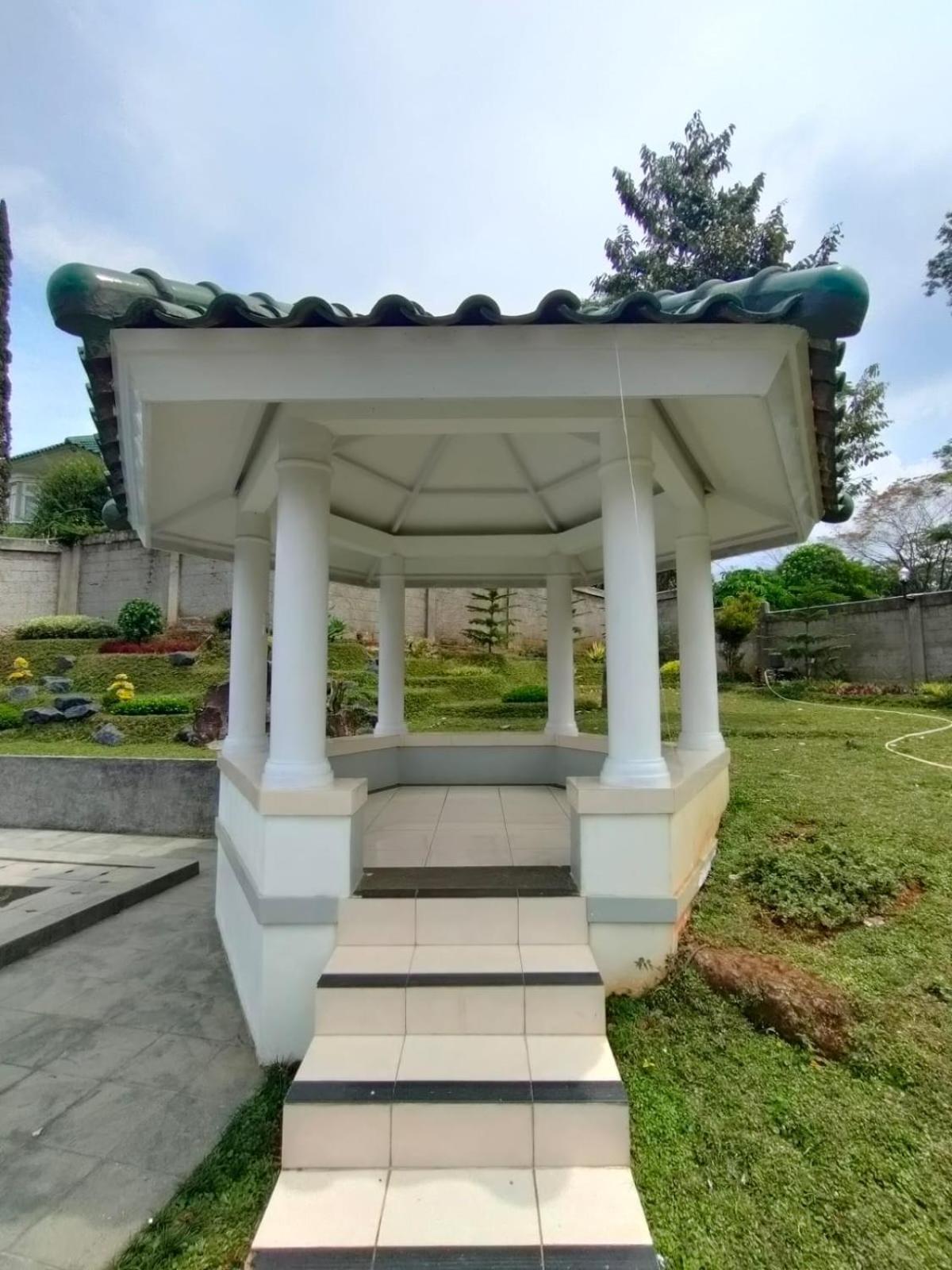 Villa Puncak Resort Gunung Agung Cikundul Esterno foto